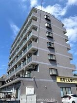 ピッコロモンドの外観