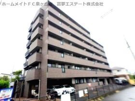 フレア・ブローリーの外観