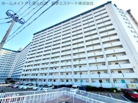泉北若松台AB住宅 1号棟の外観