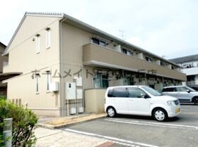 スカイコート津久野の外観
