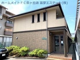 シャイニーパークの外観