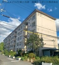 泉北竹城台二丁1-7号棟の外観