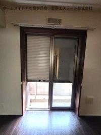 雨戸シャッター付き