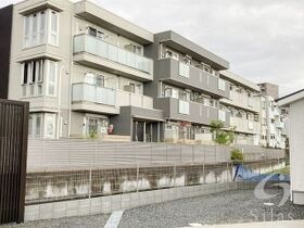 ピオニー北石切の外観