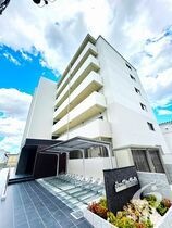 エバーハイム畝傍の外観