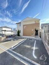 ロングフィールド長原の外観