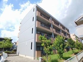 アメニティ前栽２号館の外観