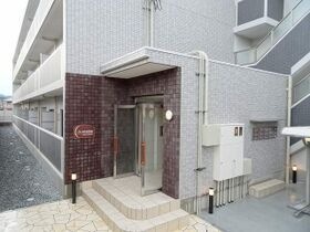 クレメント五位堂の外観