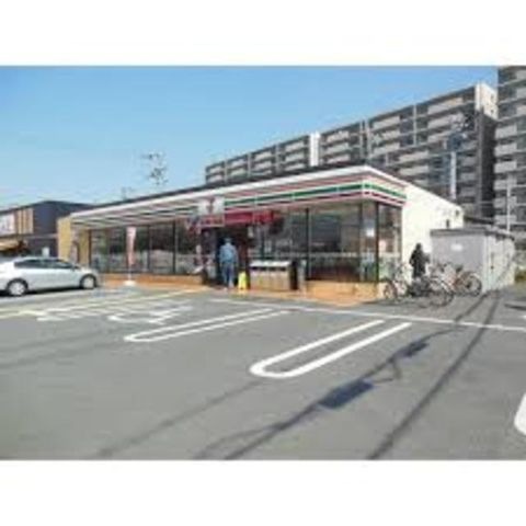 セブンイレブン八尾弓削町店