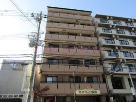 カーサ北本通の外観
