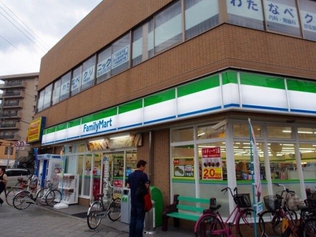 写真:ファミリーマート関目高殿駅西店