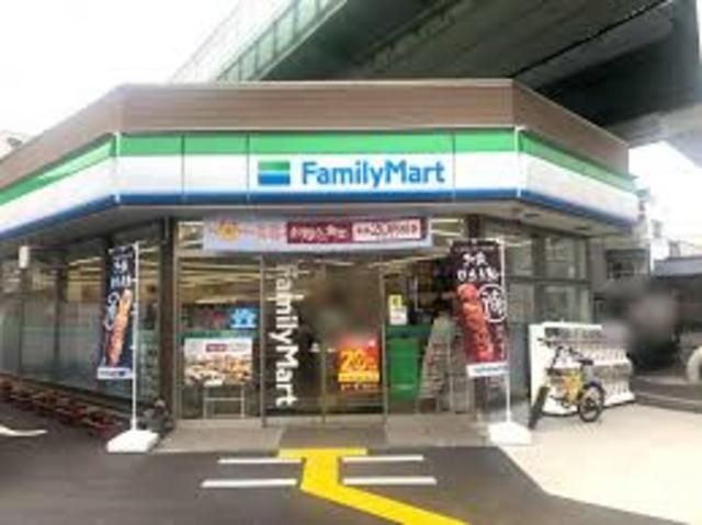 ファミリーマート中宮店