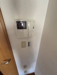 モニターホン　※別部屋参考写真です。
