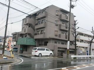 写真:BELLA植田山の外観