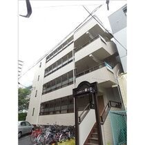 シャトー星ヶ丘の外観