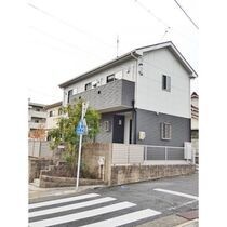 comodo八勝通の外観