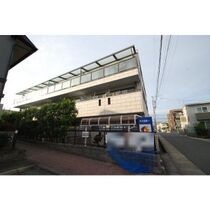 フェアリーマナの外観