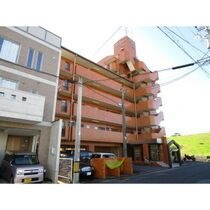 ティーグル名西の外観
