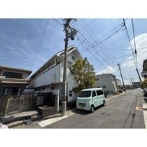 レオパレス小田井の外観