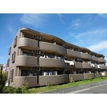 グランドール吉根の外観