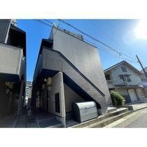 St ZUCCA(エスティーズッカ)の外観