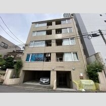 アーバンポイント新栄の外観