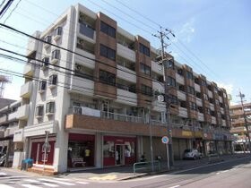 サンシャインビル(南)の外観