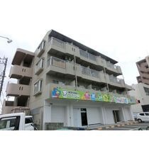 イトウマンション植田の外観