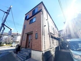 多摩市鶴牧6丁目の外観