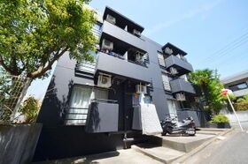 多摩市馬引沢2丁目の外観