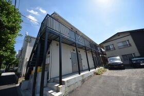 多摩市諏訪1丁目の外観