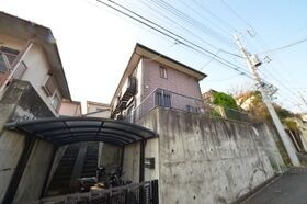 セレ程久保の外観
