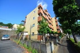 マンション如月の外観