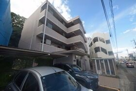 ドミトリー白根の外観