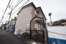 コーポ片平の外観