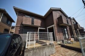 ルミエール2 P棟の外観
