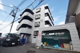 シャルム堀之内の外観