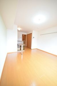 ★人気のカウンターキッチンのあるお部屋★