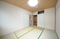 ★奥行きがあり、使いやすい収納です★