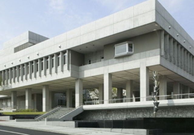多摩美術大学