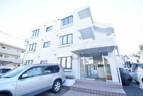 コスモ淵野辺の外観