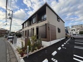 カメリヤウッドの外観
