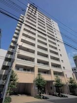 コスモリード谷町六丁目の外観