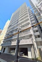 スプランディッド上本町WESTの外観