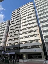 SERENiTE本町refletの外観