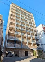 アスヴェル梅田WESTの外観