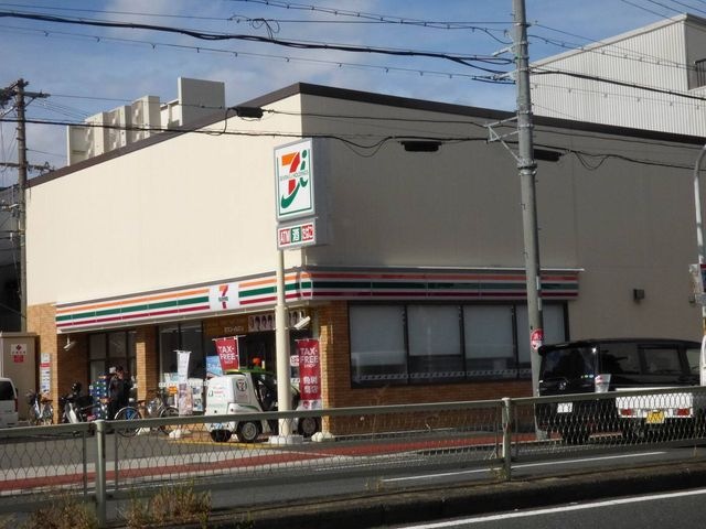 セブンイレブン大阪中本5丁目店