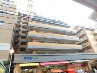 写真:ロワールマンション高取の外観