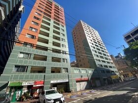グランパーク天神の外観