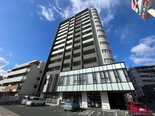 写真:セントラルレジデンスの外観